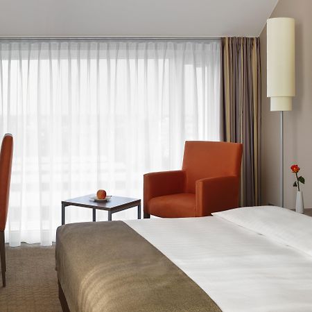 Intercityhotel Darmstadt Szoba fotó