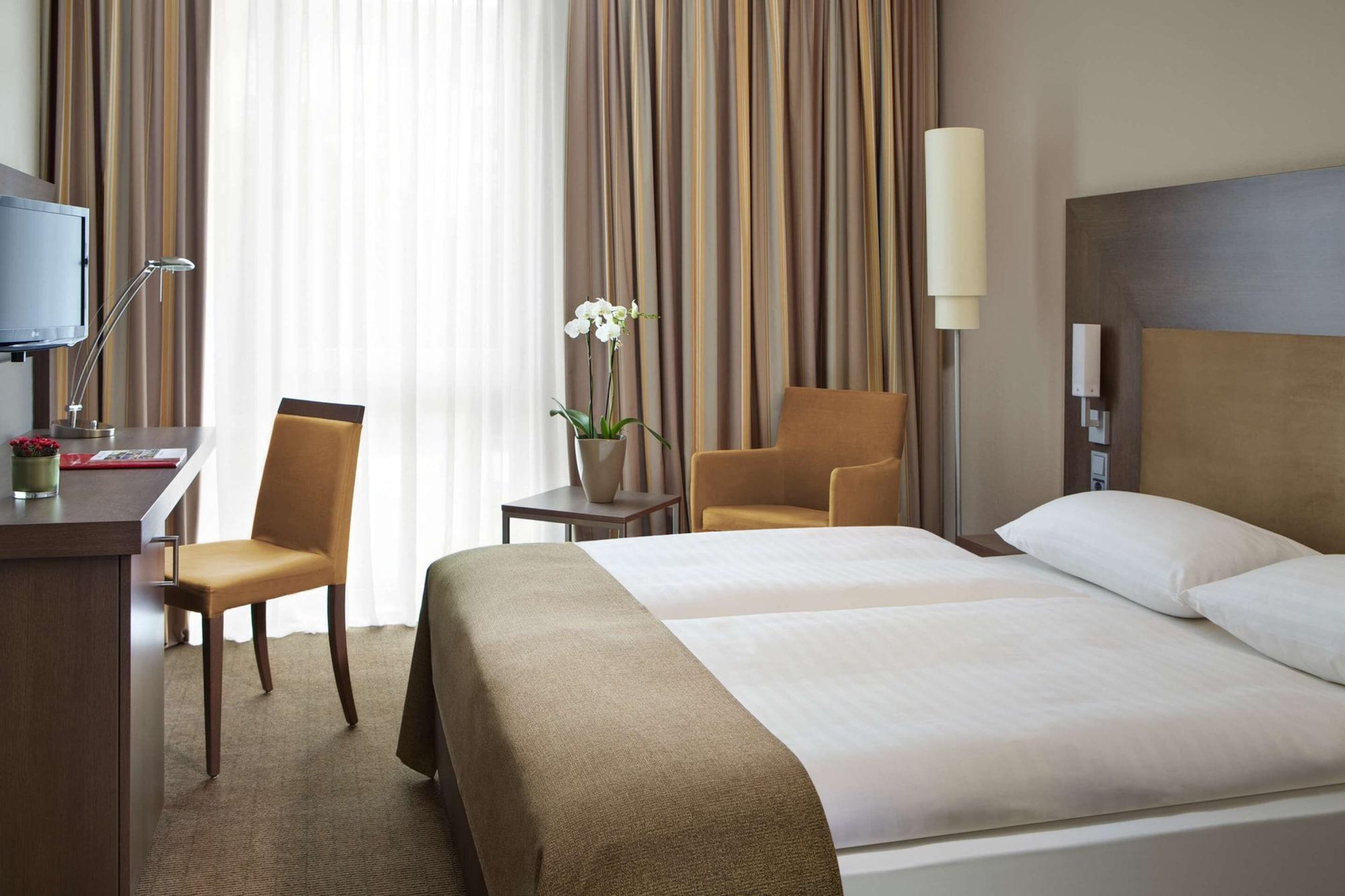Intercityhotel Darmstadt Kültér fotó